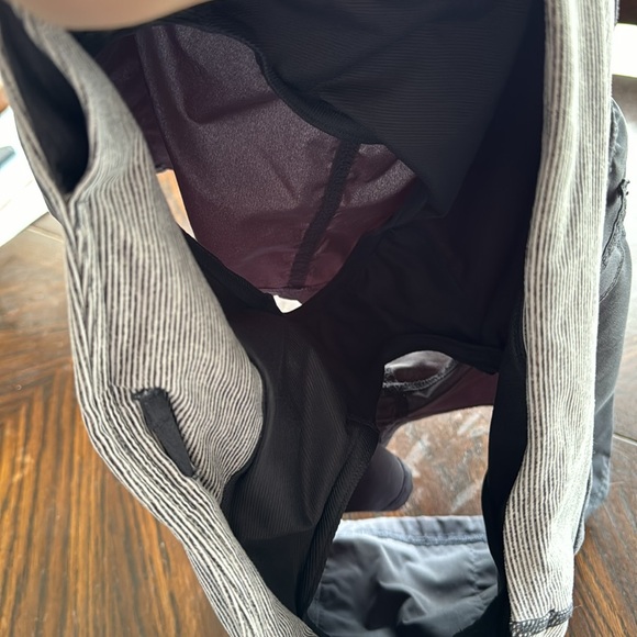Lululemon shorts - Picture 5 of 5